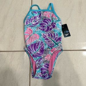 New w/Tags Women’s Speedo Flipturns Propel Back Sea Level Swimsuit Size 26